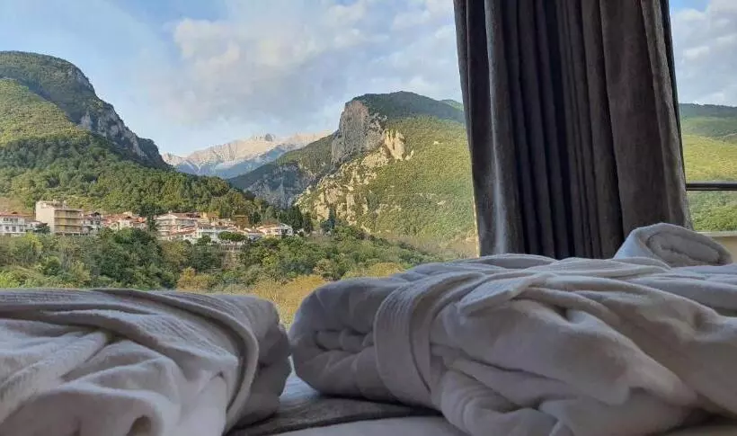 Hotelli Xenios Dias Boutique