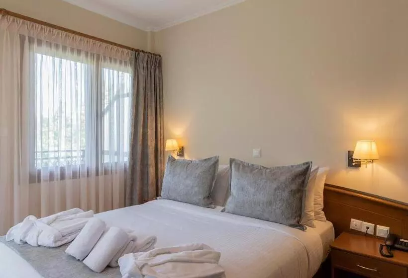 Hotelli Xenios Dias Boutique