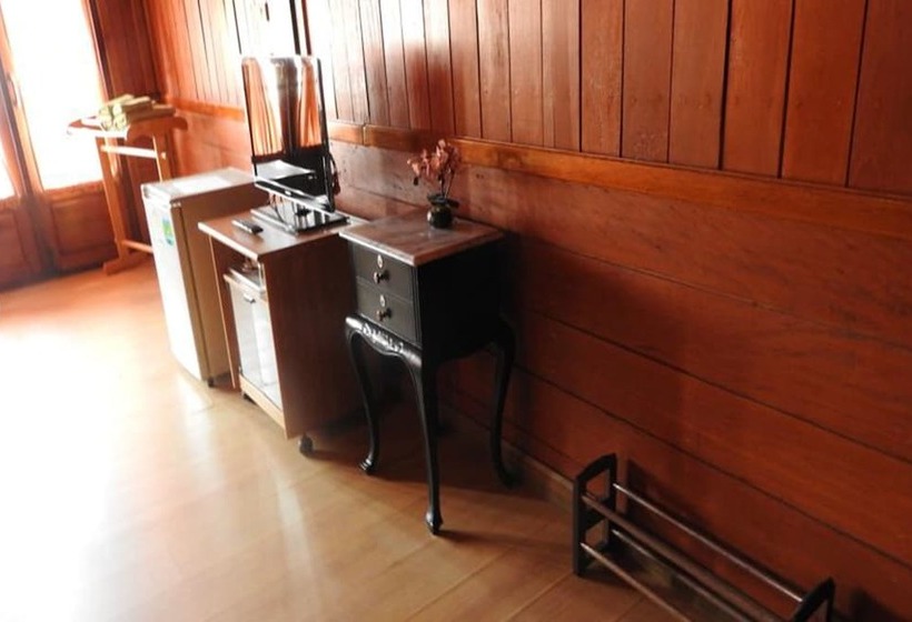 פנסיון Beau And Blonde House Kamala