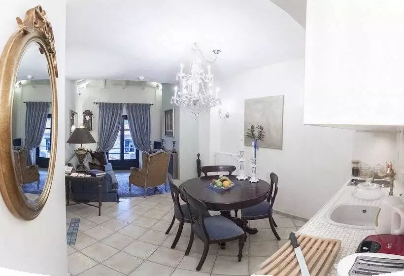 Majatalo Ostra Menalon Luxury Suites