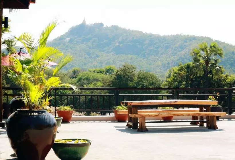 استراحتگاه Myanmar Han