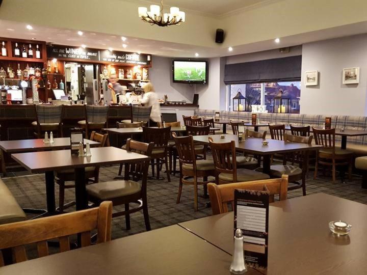 The Blackbull Inn Polmont