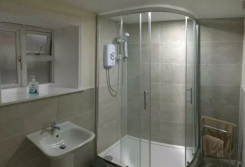 The Blackbull Inn Polmont