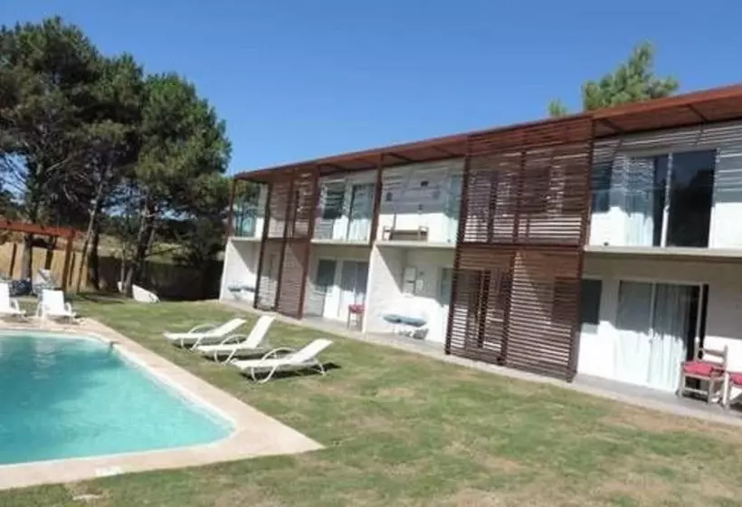 تختخواب و صبحانه Soho Point Beach House