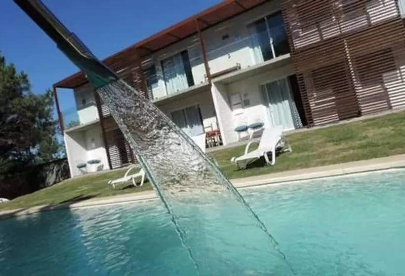 تختخواب و صبحانه Soho Point Beach House