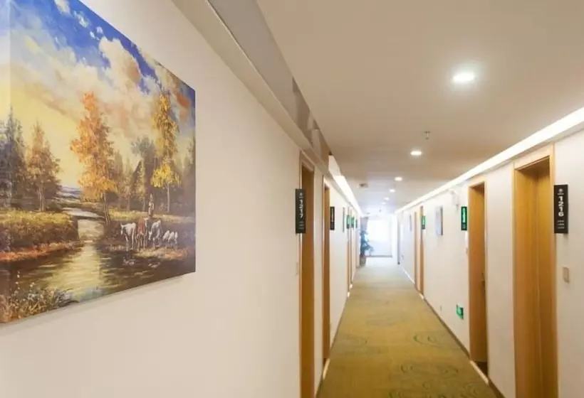 Hotelli Greentree Inn Nanning Qingxiu District Dongge