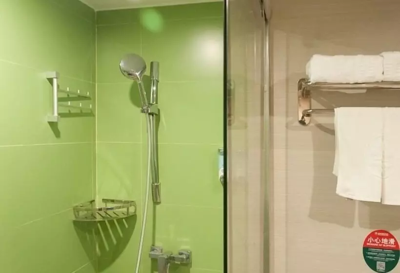 Hotelli Greentree Inn Nanning Qingxiu District Dongge