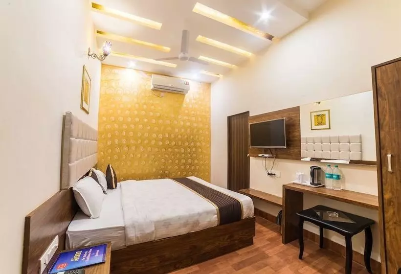 Hotelli Hari Bhawan Palace