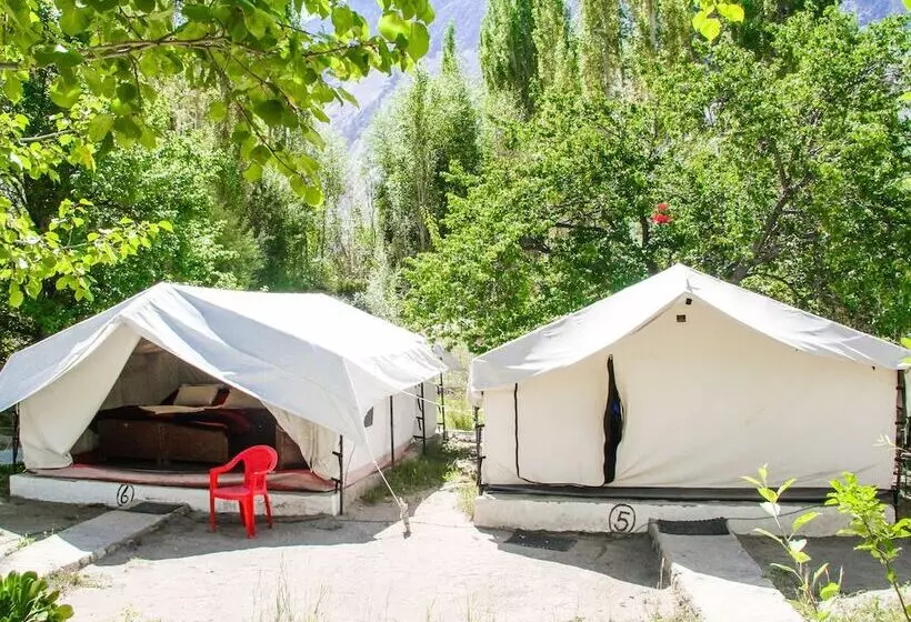 هتل K2 Resort Camps