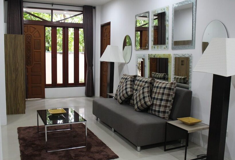 هتل Mayan Apartment