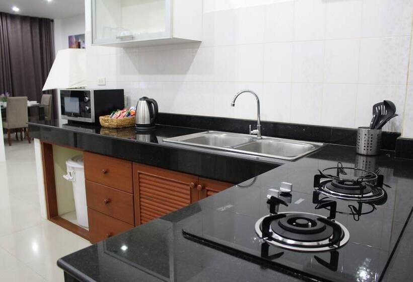 هتل Mayan Apartment