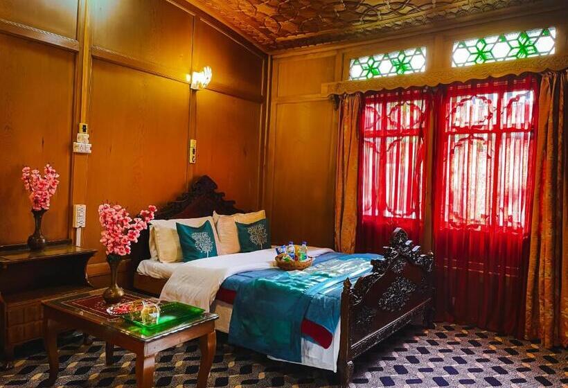 Hotel The Heritage Gemini Group Of Houseboat