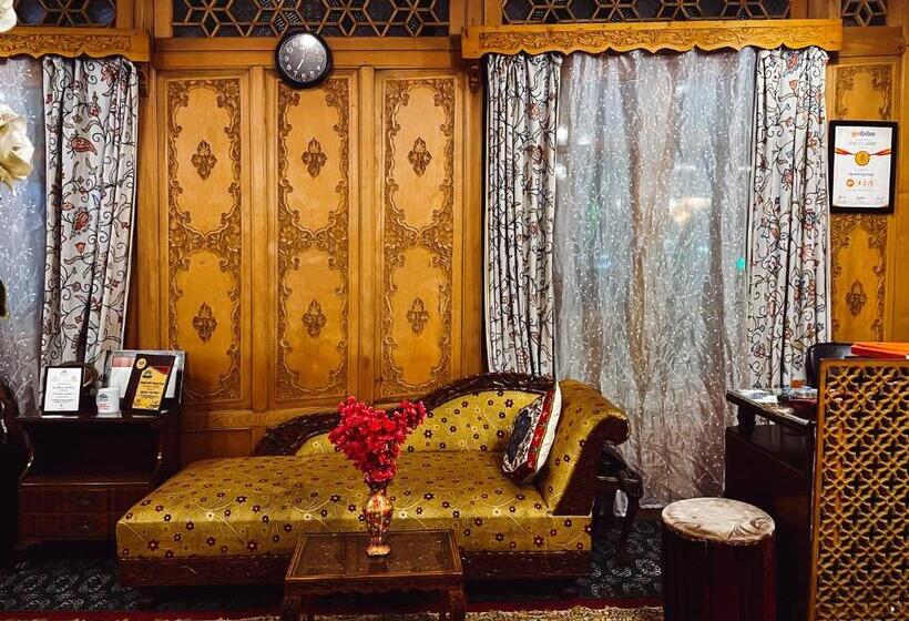 Hotel The Heritage Gemini Group Of Houseboat