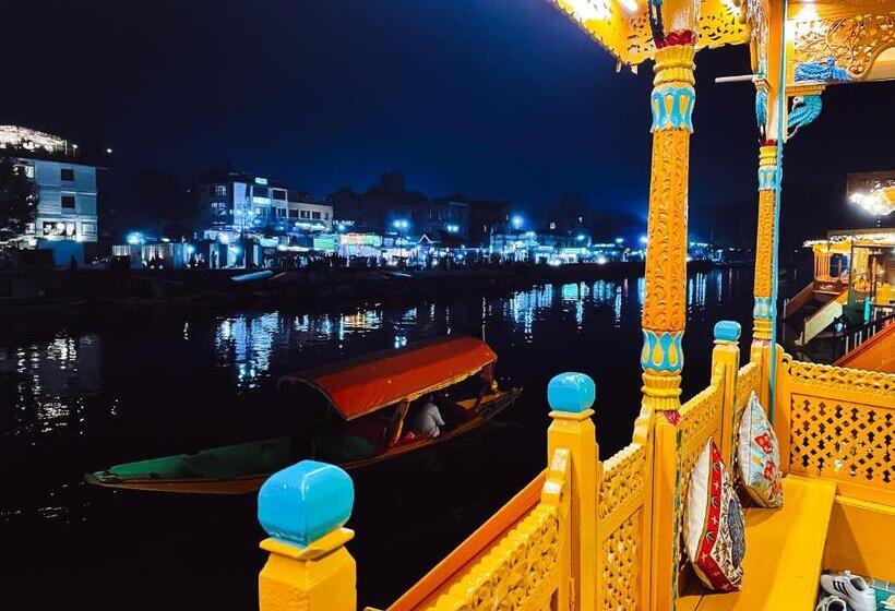 Hotel The Heritage Gemini Group Of Houseboat