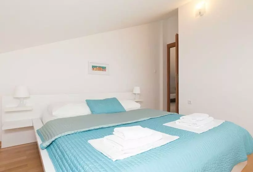 Mazuranic Apartments