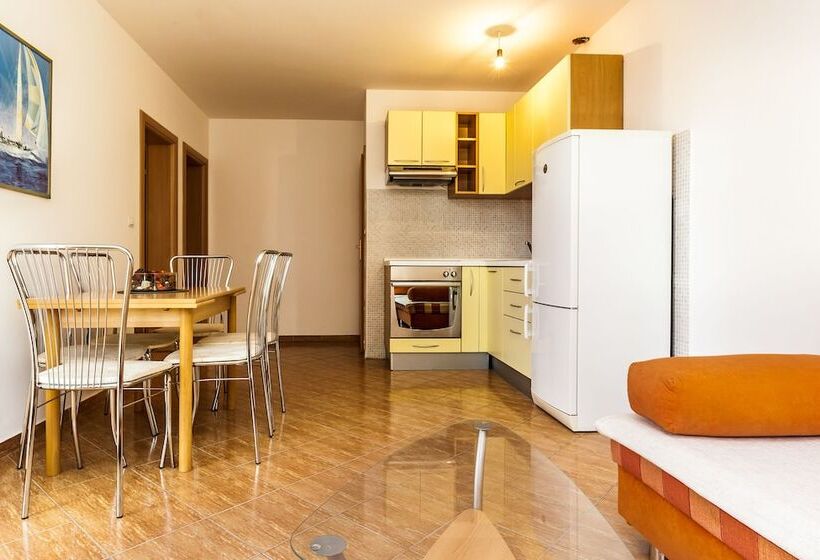 Mazuranic Apartments