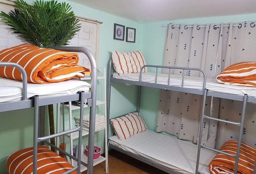 Pensão The Black Whale