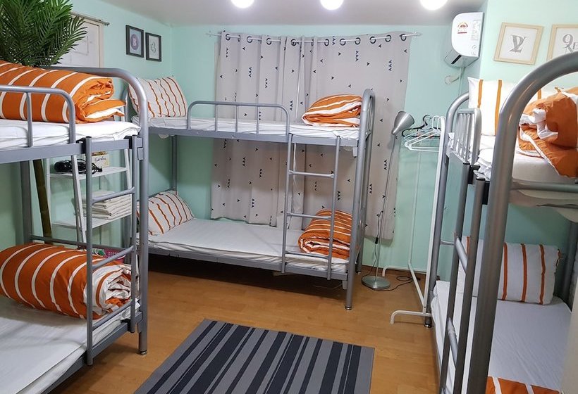 Pensão The Black Whale