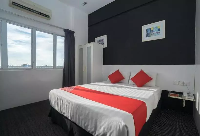 ホテル Capital O Ridel Kota Bharu