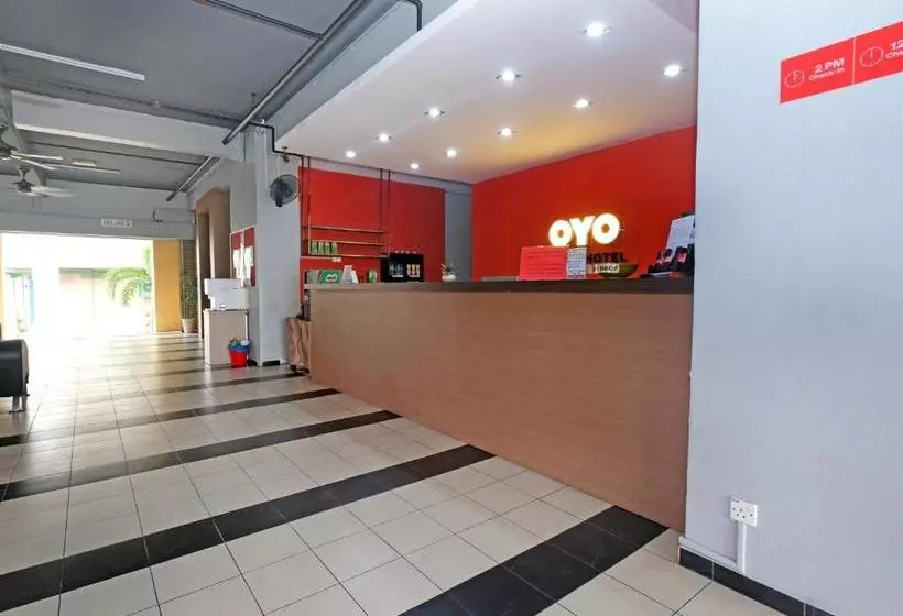 ホテル Capital O Ridel Kota Bharu