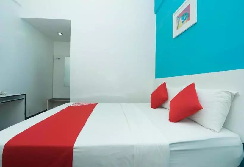 ホテル Capital O Ridel Kota Bharu