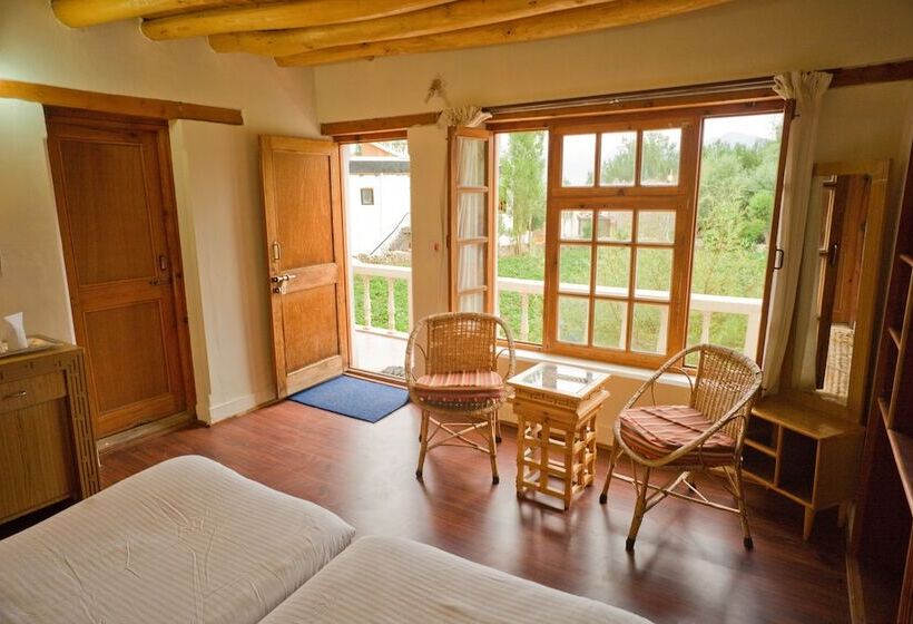 צימר Silver Cloud Ladakh