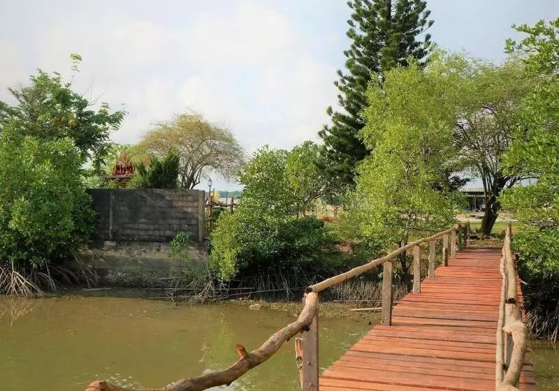 هتل Ko Nokyai Resort