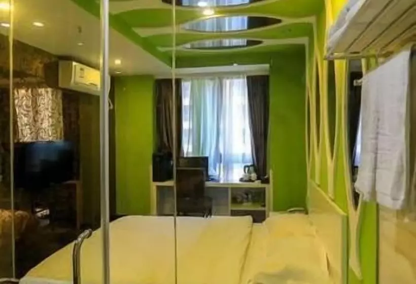 ホテル Manston Holiday