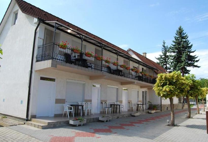 Vandrarhem Muller S Inn