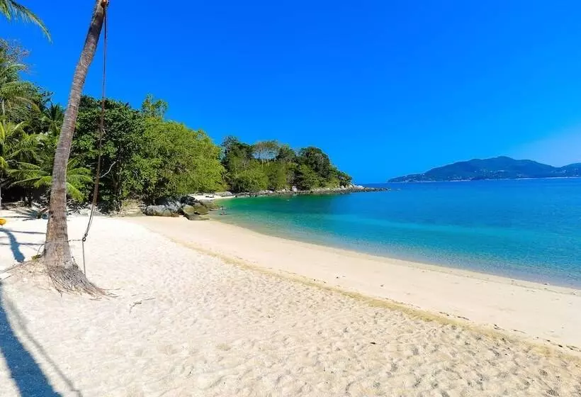 Paradise Beach Backpackers Hostel