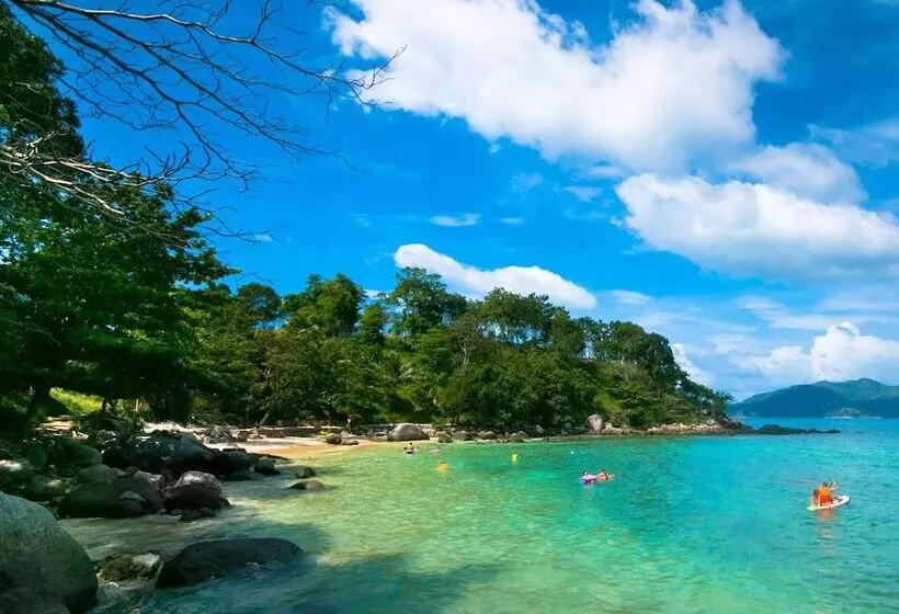 Paradise Beach Backpackers Hostel