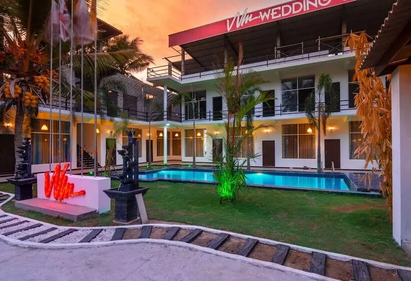 Majatalo Arugambay Beach Inn Resort