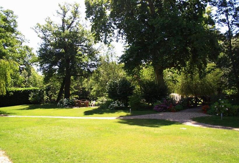 ペンション Les Jardins D Ungaro / Manoir La Barrière