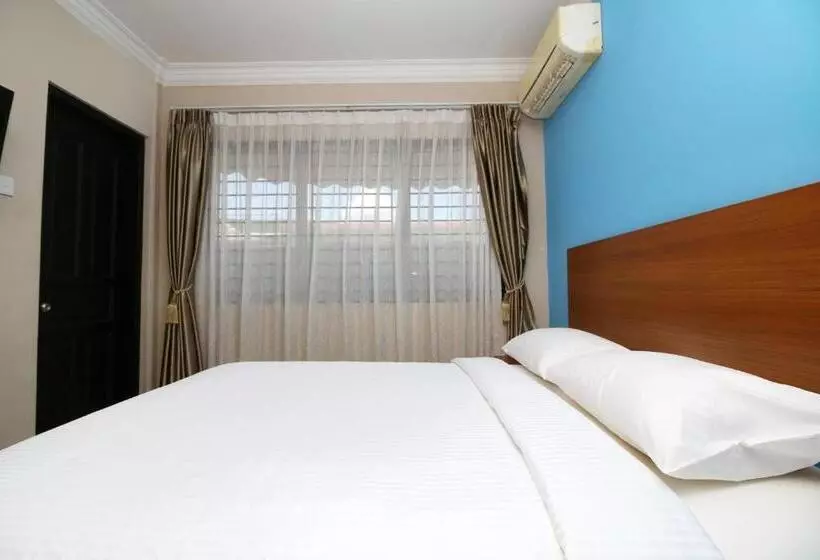 ペンション Safina Inn Syariah Sekupang Batam