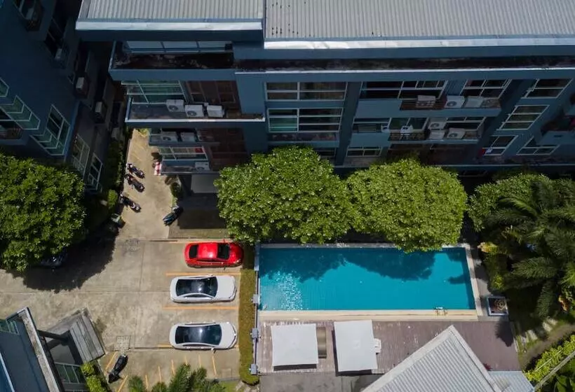 The Kris Condo By Knock Knock