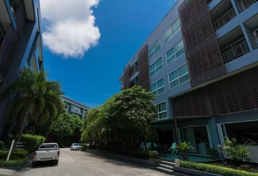 The Kris Condo By Knock Knock