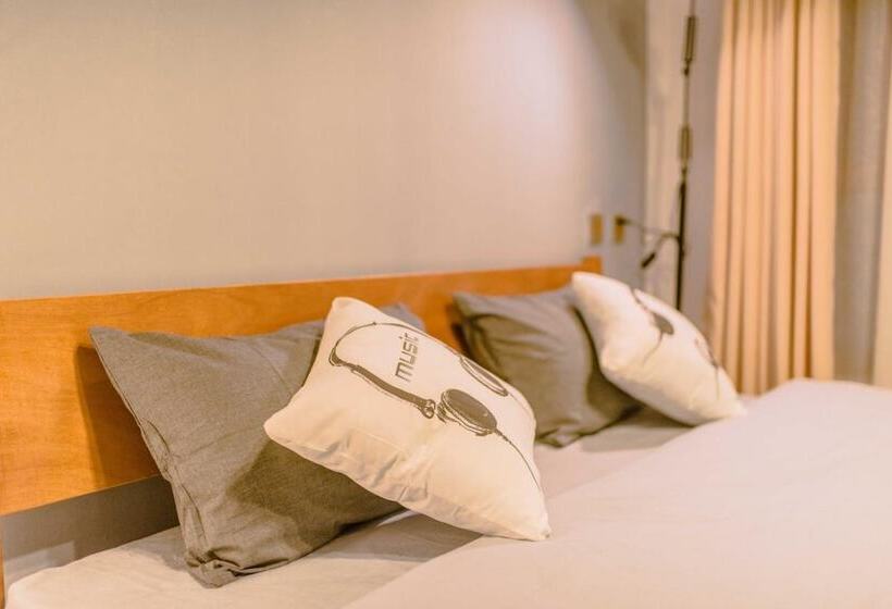 Traveller Xingsu Creative Hostel