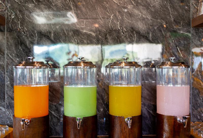 Utopia Naiharn By Fred&com Phuket