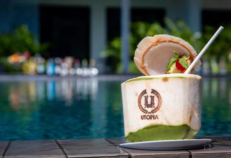 Utopia Naiharn By Fred&com Phuket