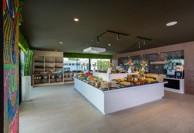 Utopia Naiharn By Fred&com Phuket