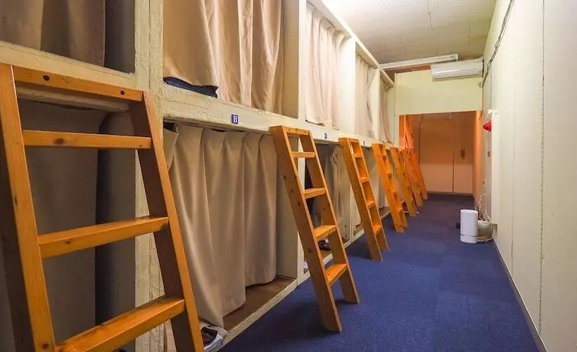 Retkeilymaja Guesthouse Churayado Ishigakijima