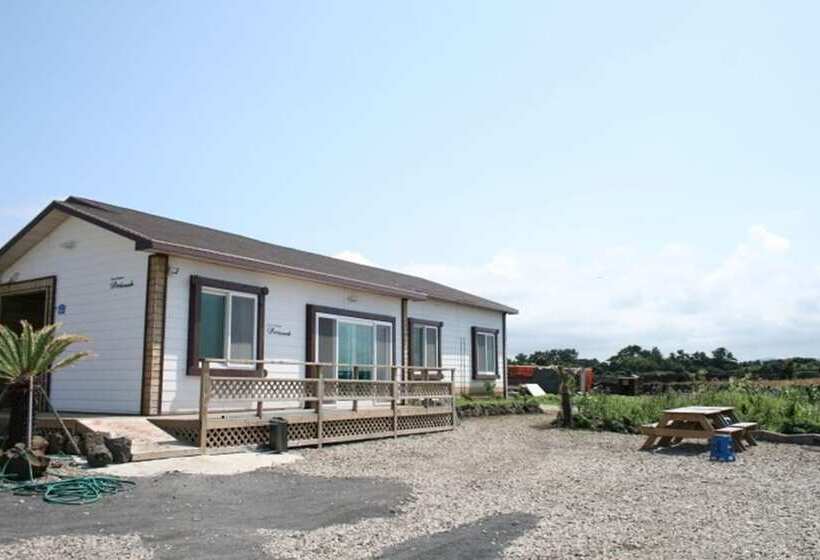 De Borah Guesthouse Hostel