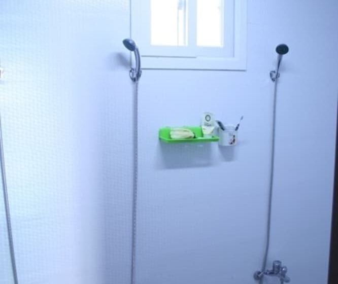 De Borah Guesthouse Hostel