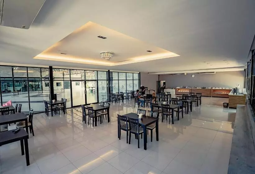 Hotelli Chanalai Resort And