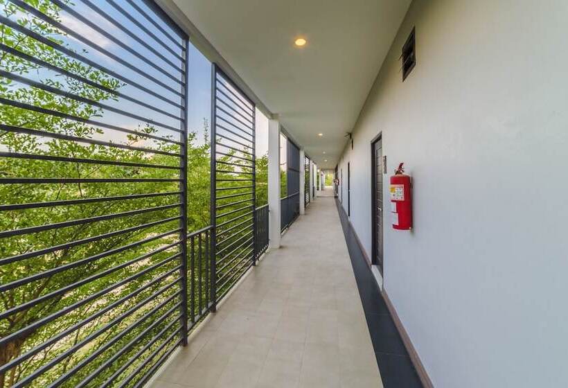 호텔 Chanalai Resort And