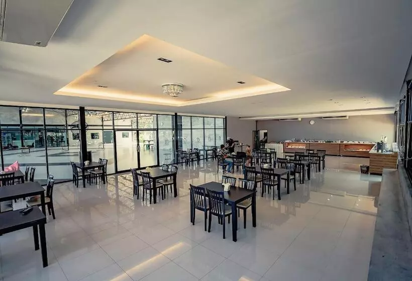 Hotelli Chanalai Resort And