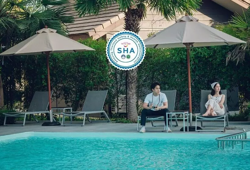 Hotelli Chanalai Resort And