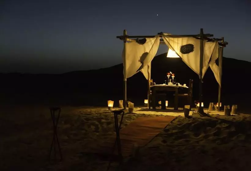 Hotelli Horaz Luxury Camp