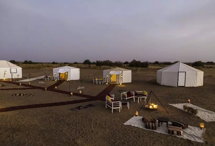 Hotelli Horaz Luxury Camp