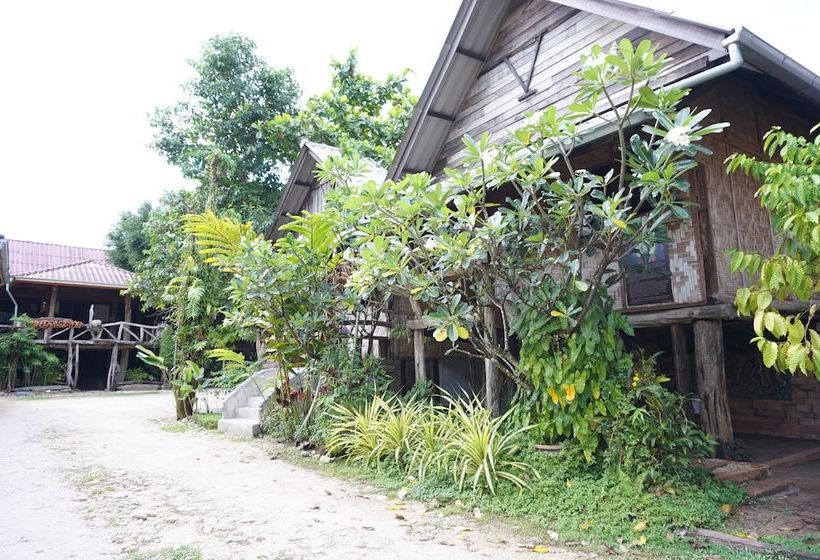 Hotel Monpai Resort